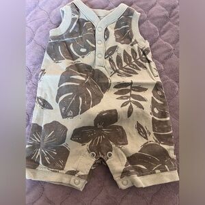 Newborn rompers